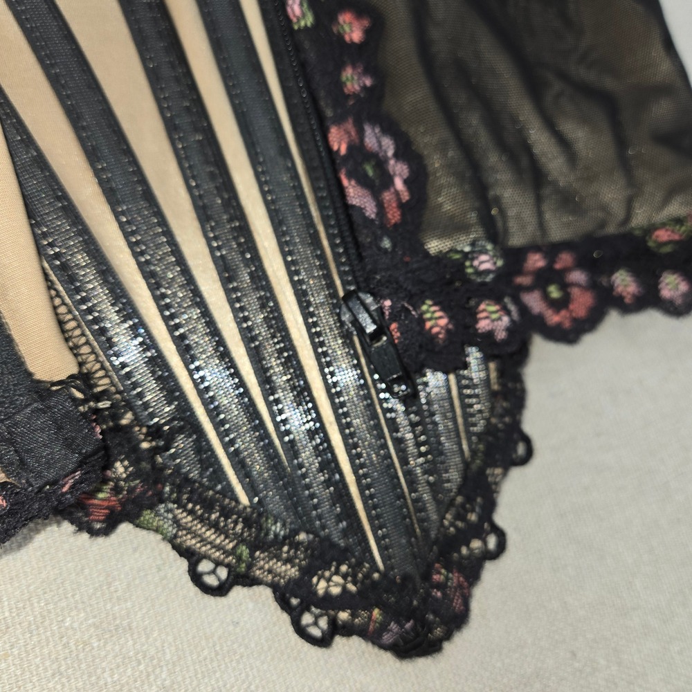 Vintage Catwalk Collection London Lace Up Corset Top Y2K Grunge Fairy - Picture 11 of 16